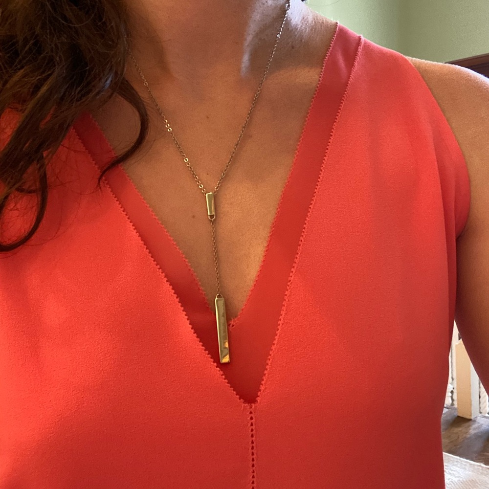 Silver hanging necklace